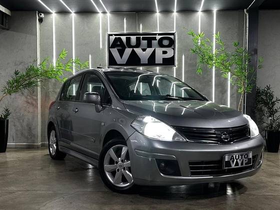 NISSAN TIIDA 1.8 SL 16V FLEX 4P MANUAL